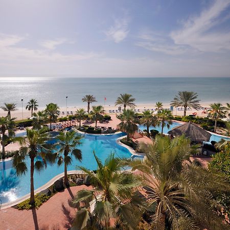 Moevenpick Hotel & Resort Al Bida'A Salmiya Exterior foto The beach at the Jumeirah Beach Hotel